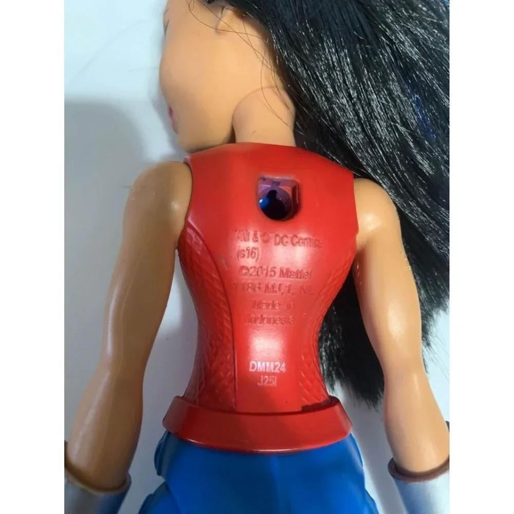 Wonder Woman Action Figure Doll